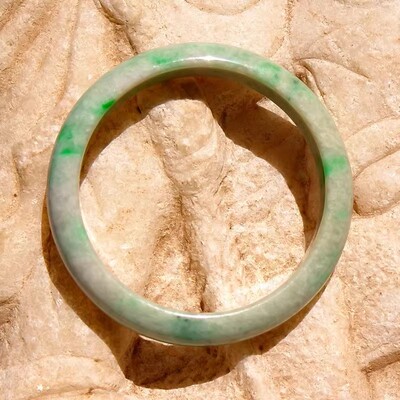 清一余9241天然A货缅甸老坑正阳绿翡翠手镯子手工雕刻支持复检59