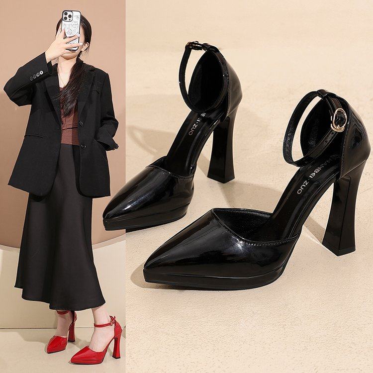 2025夏季一字扣带式10厘米高跟鞋尖头女神公主宴会粗跟防水台大码,女鞋,一字带凉鞋,淘宝优惠券,粉丝福利购,淘宝优惠卷