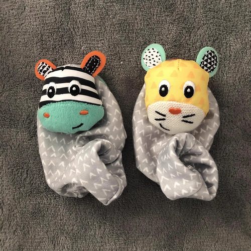 小脚在哪里新生婴儿摇铃袜立体