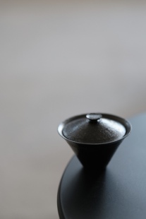 平足盖碗 黑陶泥 手工拉坯成型 110ml