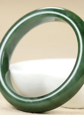 收藏级精品老坑油润料和田玉碧玉手镯玉镯子内径56mm 重54.54克