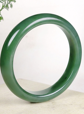 天然和田碧玉菠菜绿女款玉镯