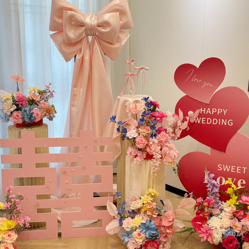 粉色蝴蝶结婚房布置多巴胺仿真花