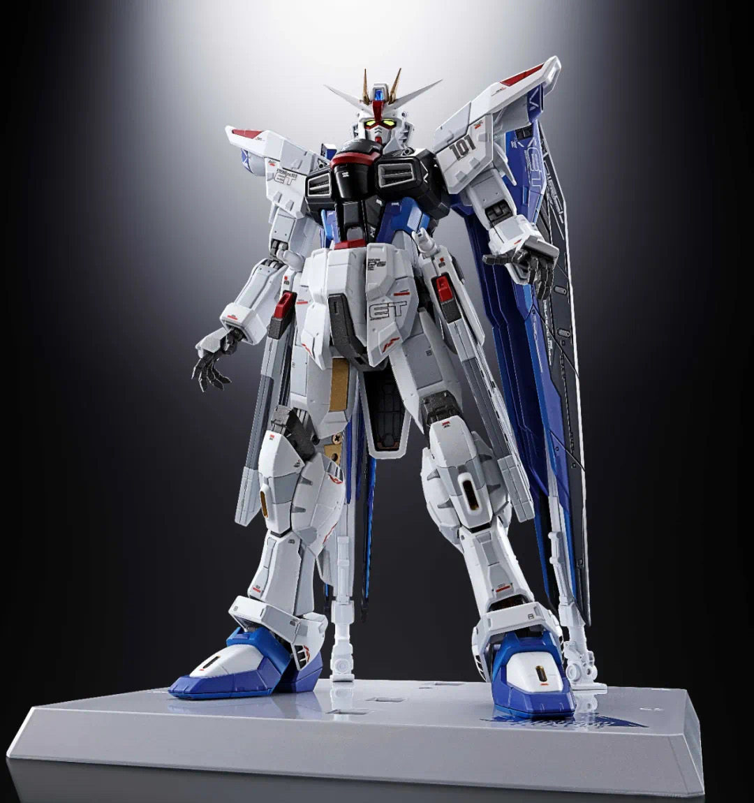 万代 高达基地限定 超合金 zgmf-x10a 自由 gcp 上海立像 现货