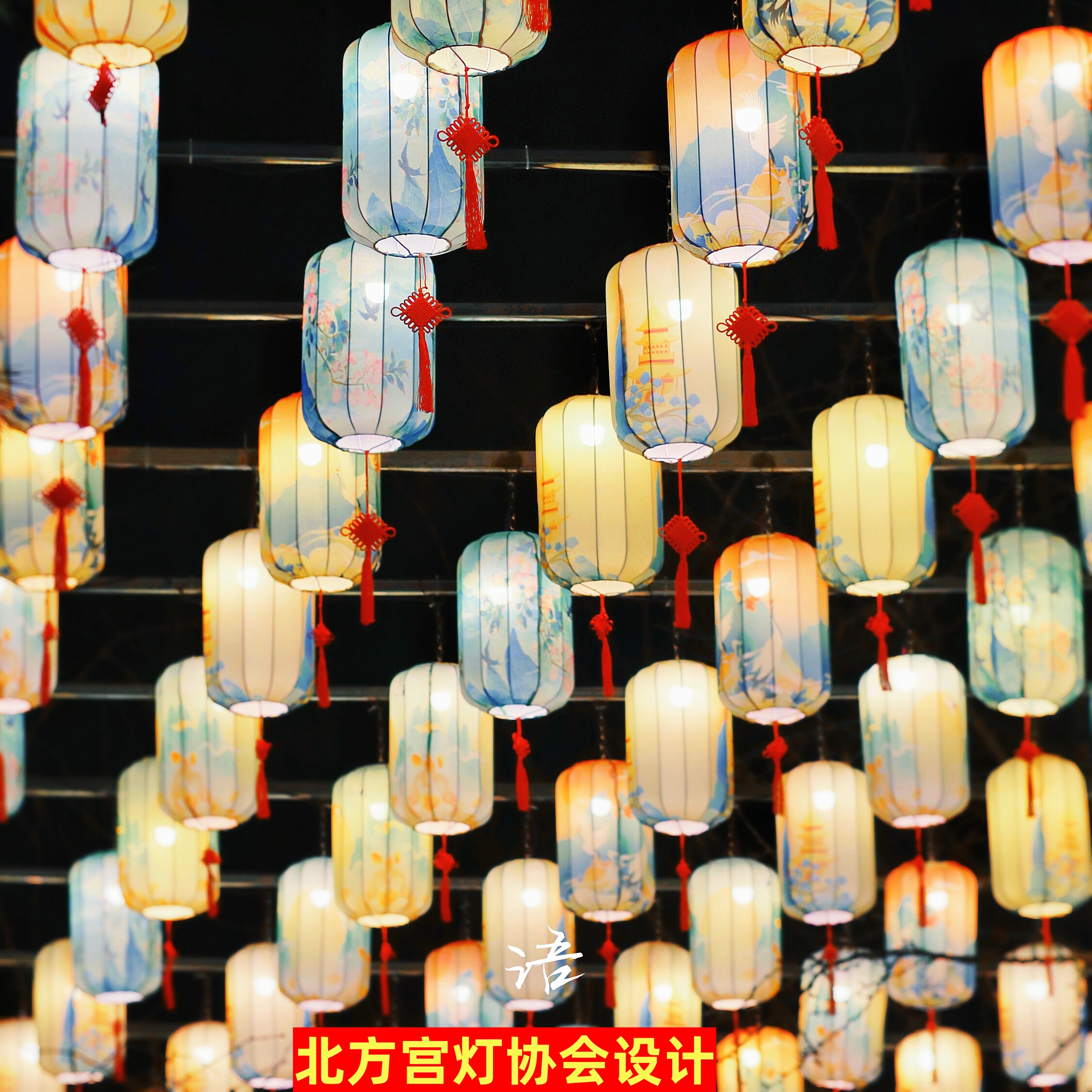 新中式国潮灯笼冬瓜布艺吊灯户外景区婚礼创意市集发光古风灯笼墙