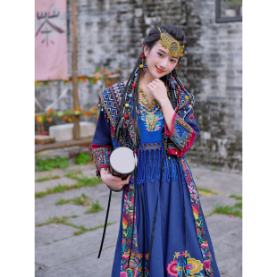 大理丽江苗族古风民族风服饰旅拍重工刺绣苗疆异域写真女装套装裙