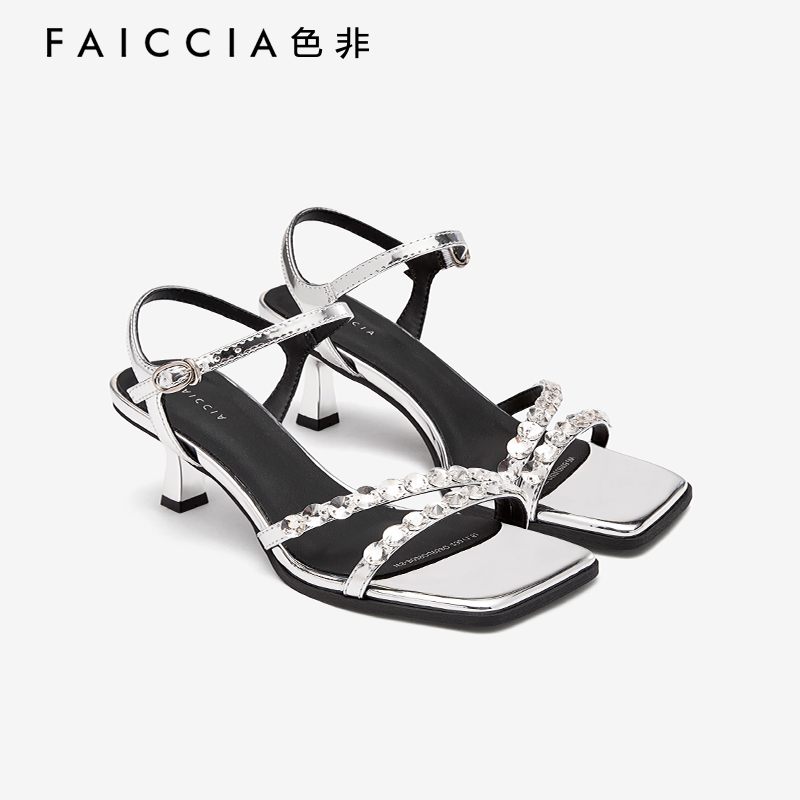 色非方头水钻一字扣带凉鞋女