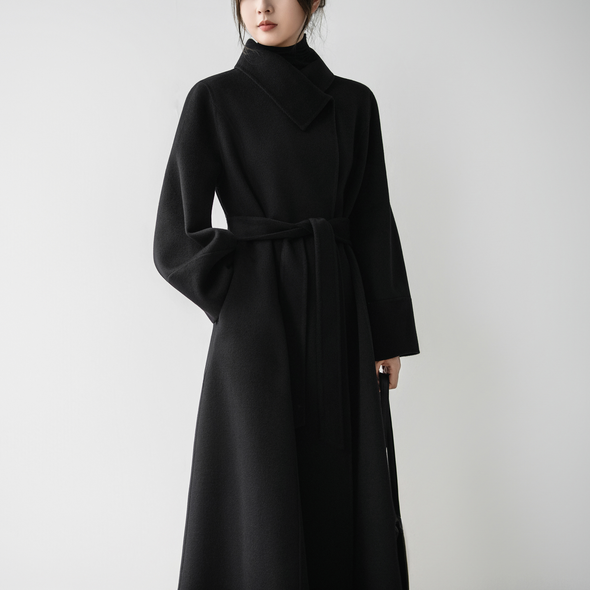 赫本风黑色气质高支绵羊毛大衣女