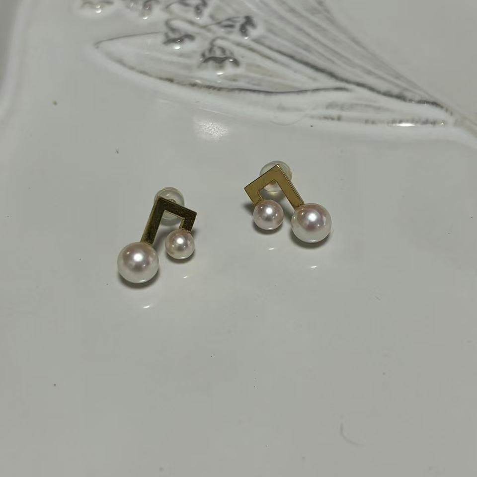 音符日本akoya极强光正圆无暇天然海水珍珠18K金耳钉耳饰,珠宝/钻石/翡翠,耳饰,淘宝优惠券,粉丝福利购,淘宝优惠卷