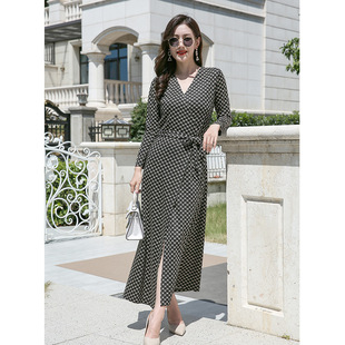 欧美新品双C印花高腰系带显瘦长袖连衣裙V领裹身裙女PG DVF 2026