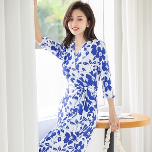 收腰 DVF裹身裙夏花朵印花裙子v领气质优雅连衣裙女装 欧美新品