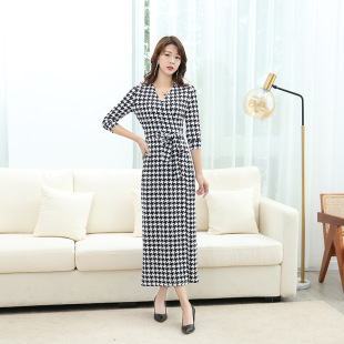 DVF2026 包臀开叉度假连衣裙女PG 欧美新品 裹身裙千鸟格V领七分袖