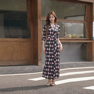 DVF2026夏季 显瘦裹身长裙印花连衣裙PG V领开叉气质修身 欧美新品
