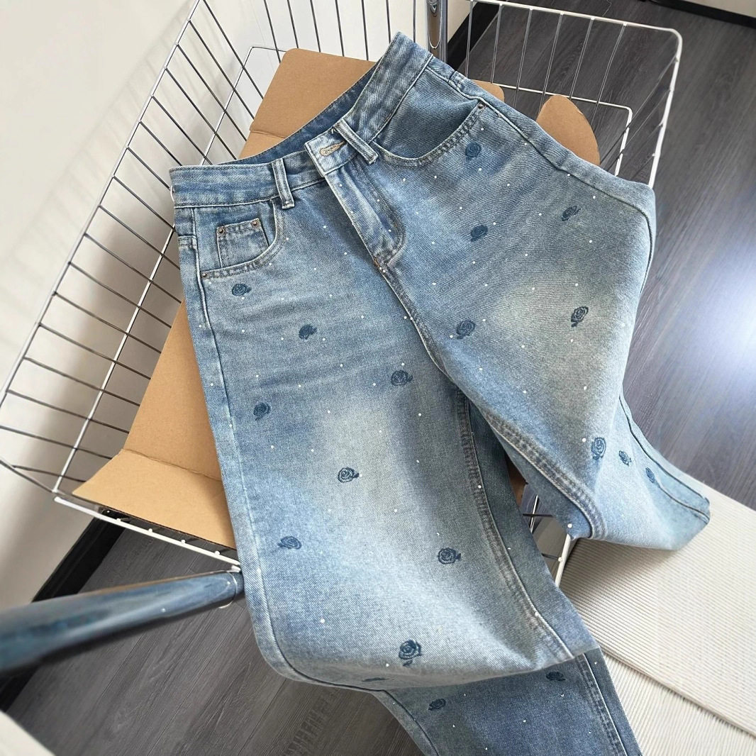 高街复古蓝色玫瑰刺绣烫钻牛仔裤女夏季高腰重工水洗显瘦直筒裤子,女装/女士精品,牛仔裤,淘宝优惠券,粉丝福利购,淘宝优惠卷