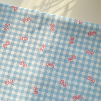 浅蓝色格子粉色蝴蝶结马卡龙色系40支纯棉面料手工发圈娃衣布料