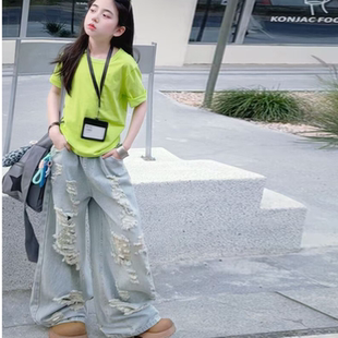 女童夏季套装荧光绿短袖做旧破洞阔腿牛仔裤中大童韩系休闲两件套