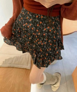 复古碎花半身裙女2025春夏新款 小众高腰a字防走光显瘦荷叶边短裙