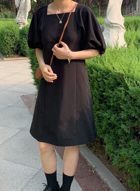 【GuiN】23夏法式泡泡袖收腰显瘦复古小方领黑色娃娃短连衣裙cos