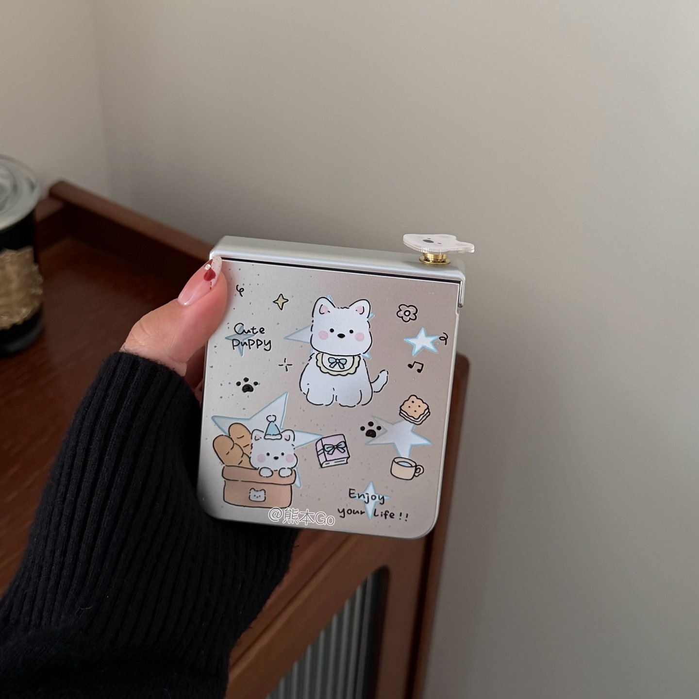 可爱西高地支架电镀银色壳适用小米mixflip2手机壳华为PuraX磁吸保护套三星ZFLIP7/6/5硬OPPOn3flip荣耀Vflip