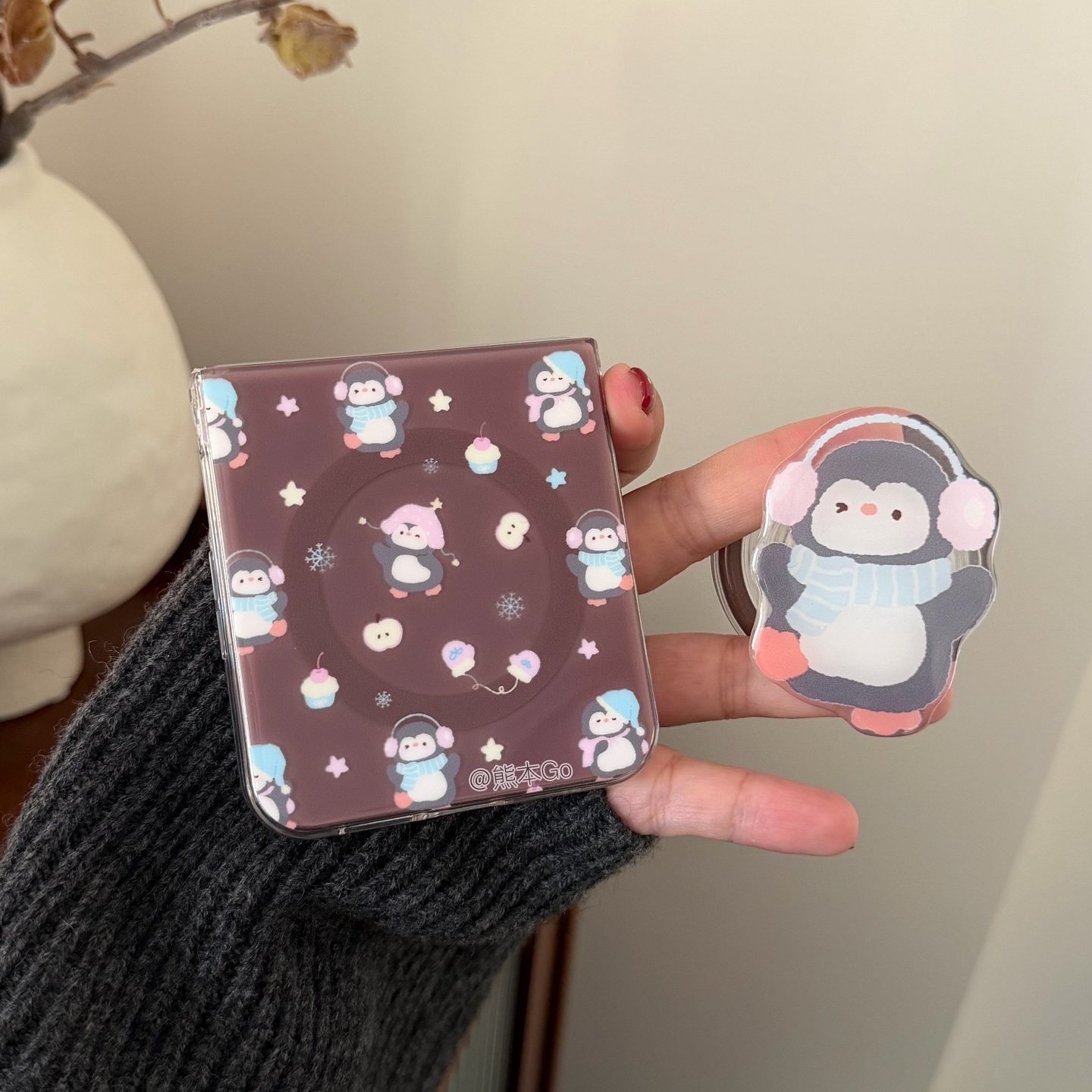 可爱小企鹅卡通磁吸支架手机壳