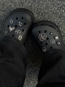 扣适配crocs卡洛驰鞋 花高级感鞋 子配件 鞋 黑曜四叶草原创洞洞鞋