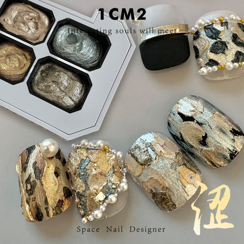 浮雕胶涩系列秋冬涩味豹美甲