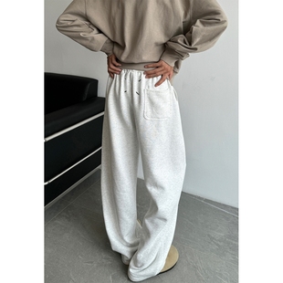 P38 32025马吉拉弯刀卫裤 K600 501 控价68