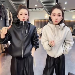 双面穿连帽短款PU皮衣加绒外套女冬季新款宽松显瘦保暖休闲皮夹克