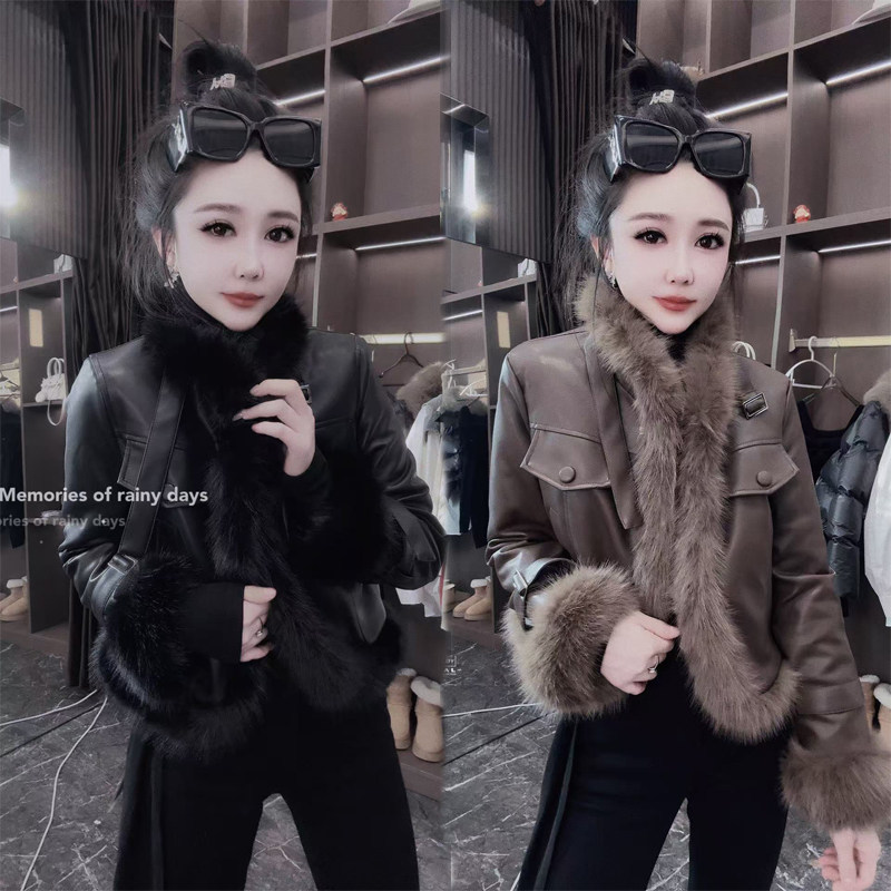 网红爆款2025冬季新款韩版加棉PU皮衣夹克外套女仿真毛领洋气棉服,女装/女士精品,皮衣,淘宝优惠券,粉丝福利购,淘宝优惠卷