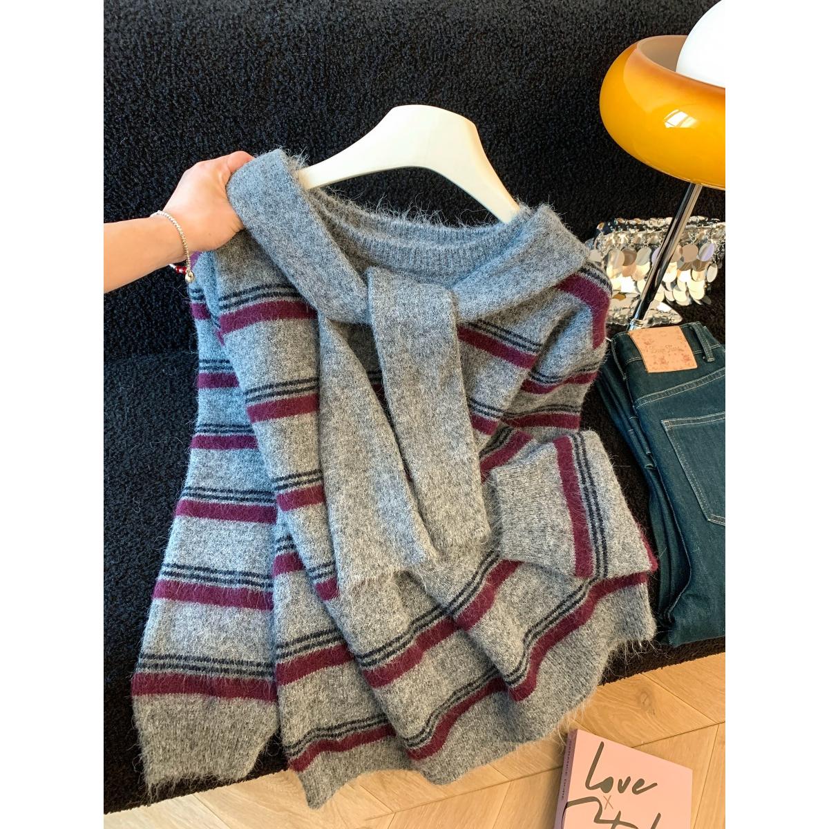 东大门韩系慵懒风条纹披肩毛衣女秋冬新款宽松显瘦长袖打底衫上衣