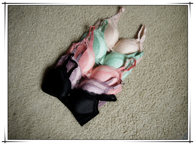 上托收副乳防下垂蕾丝女士内衣