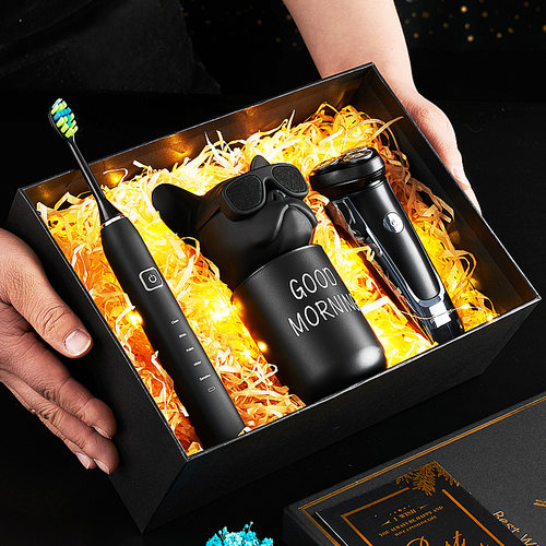 男生生日礼物送男友男士实用