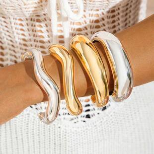 Exaggerated Women Irregular for Simple Bracelets Fashion