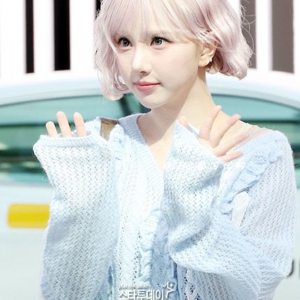 ZEO 韩国代购 sinoon 丁恩妃金秋天同款 蕾丝蝴蝶结系带V领针织衫