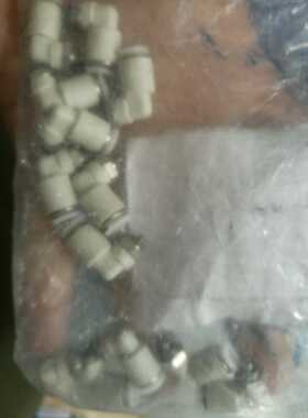 原装日本CKD  GWJL4-M3弯接头，现货出售