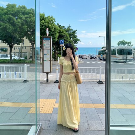 氛围感温柔纯欲夏季辣妹套装修身显瘦短上衣大摆半身长裙两件套