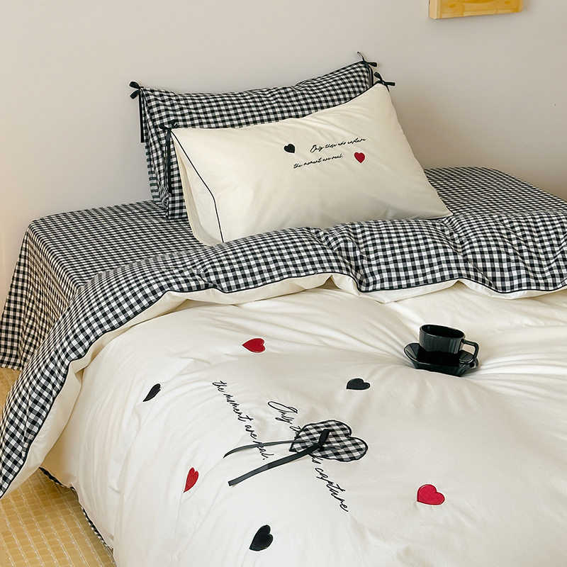 海门区静月庭纺织品厂a类全棉ins风可爱心纯棉水洗棉刺绣四件套