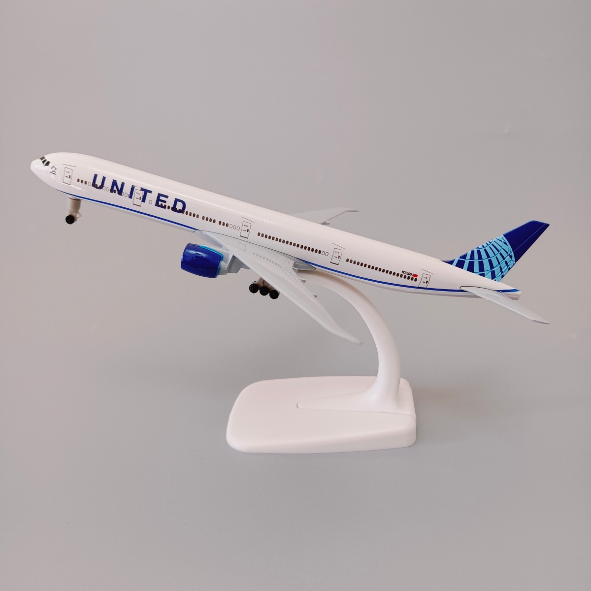 19cm美联合航空UNITED波音机B777合金仿真飞机模型金属航模带轮子