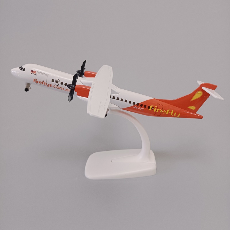 带轮子/螺旋桨20cm马来西亚航空飞萤FireFly ATR合金仿真飞机模型