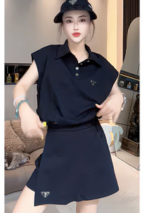 欧货时尚运动套装女夏季polo领贴标上衣配休闲短裤洋气显瘦两件套