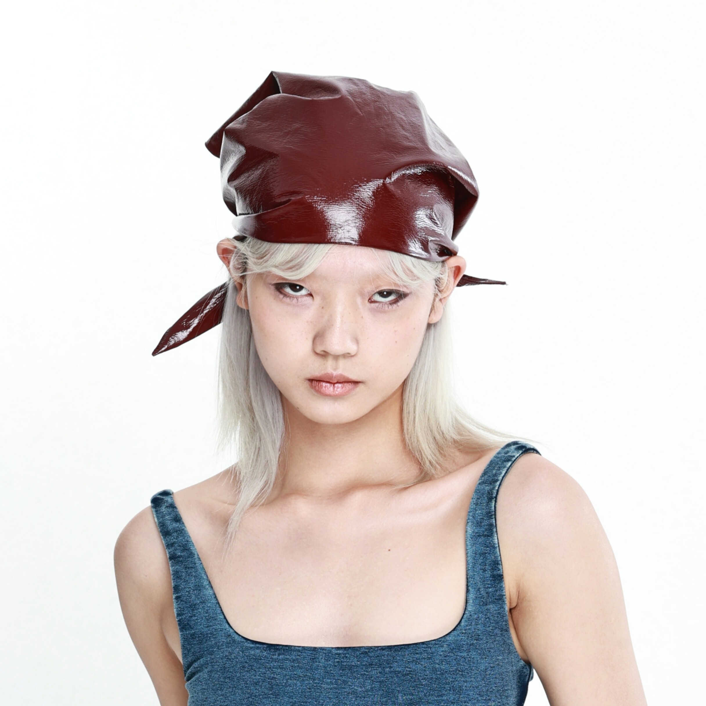 YEZI OD 红色美式辣妹三角巾女PU皮高级感复古包头巾亮面质感发带