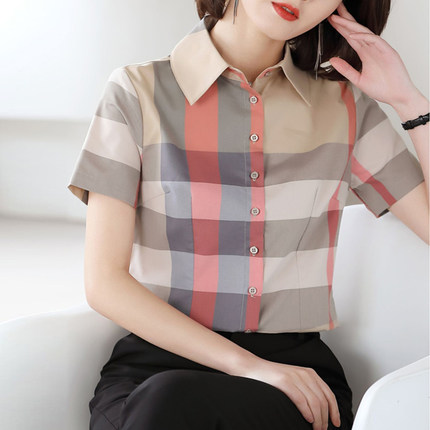 上衣女时尚洋气时髦轻奢减龄半袖大码女装2026新款短袖格子衬衫