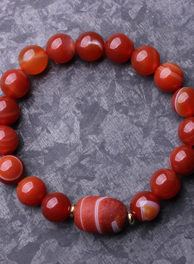 条纹红玛瑙手链+桶珠路路通