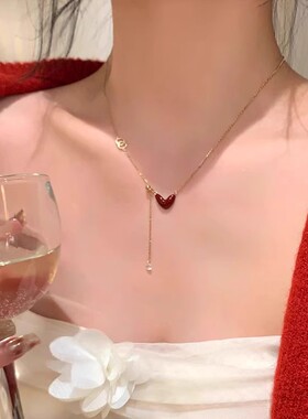 钛钢不掉色新年红滴油桃心流苏项链女配饰感简约气质锁骨链
