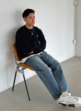 TAKYE 23AW花体刺绣圆领卫衣 潮流套头秋季宽松廓形情侣圆领男