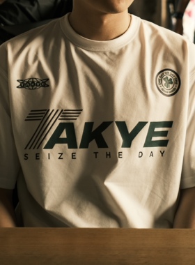 Takye24SS 足球元素运动队徽印花凉感亲肤短袖Tee
