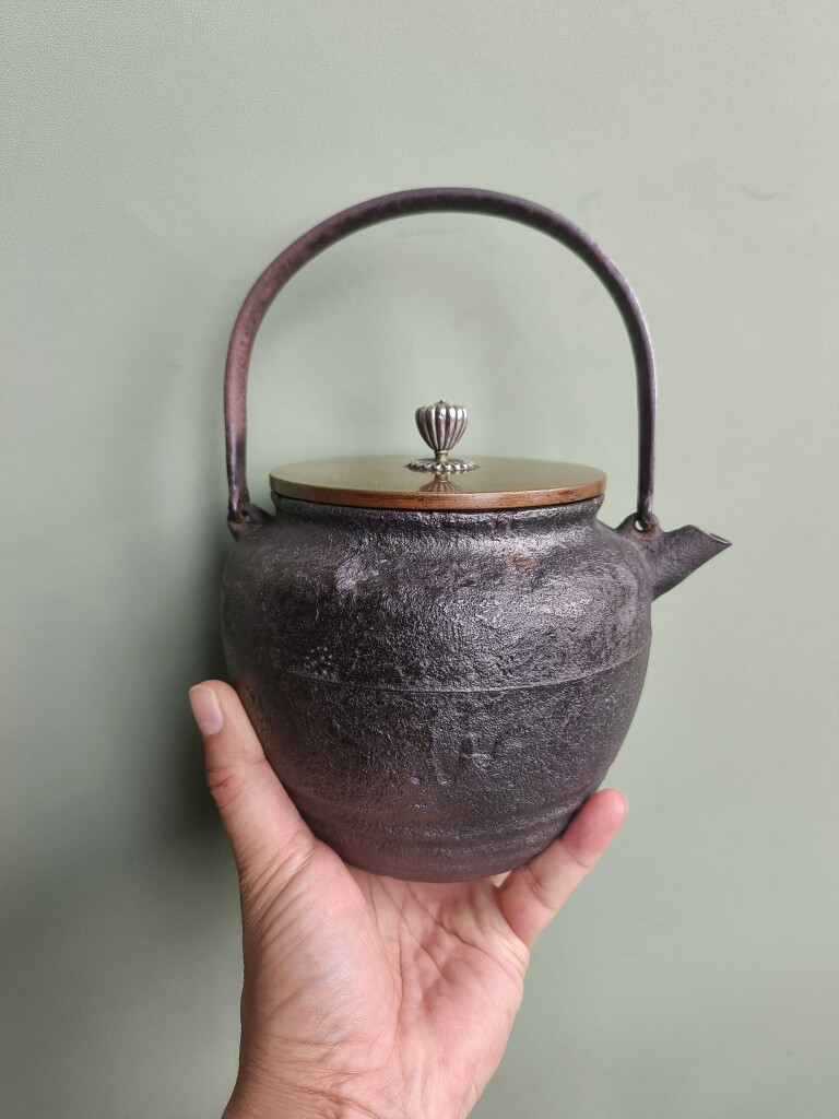 日本老铁壶大西清右卫门净寿造釜师壶炮口天明形青皮砂铁非龙文