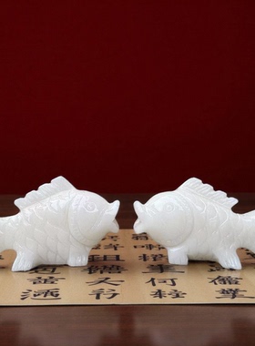 天然白玉石鲤鱼跃龙门摆件