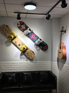 滑雪板架墙上挂架支架单板双板滑雪架滑雪板存放架落地式滑板架子