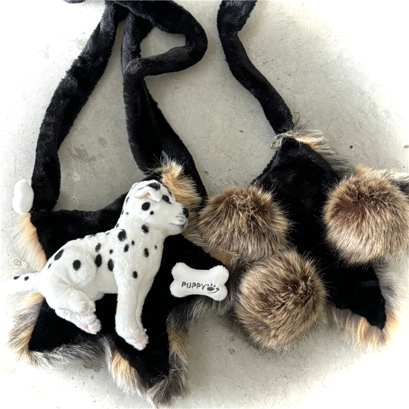 日光欲原创毛绒包包可爱狗狗Y2K秋冬休闲通勤毛毛五角星斜挎包女